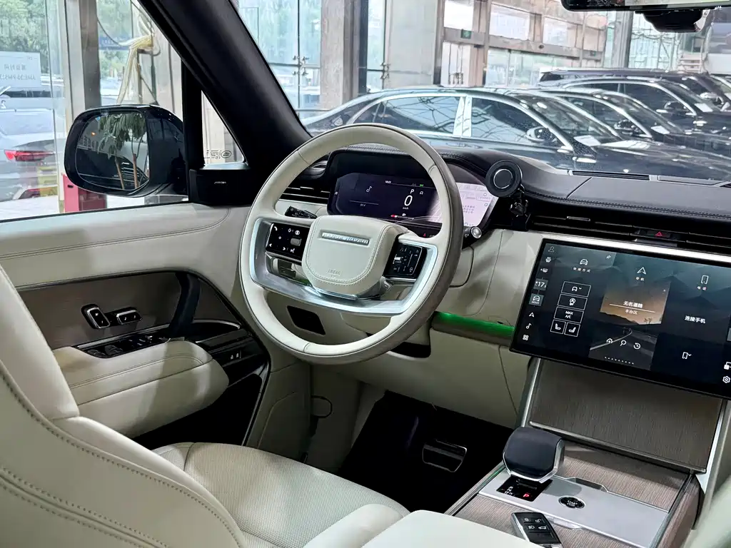 Land Rover Range Rover 2026 — фото 15