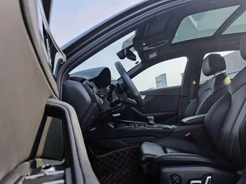 Audi A4L 2024