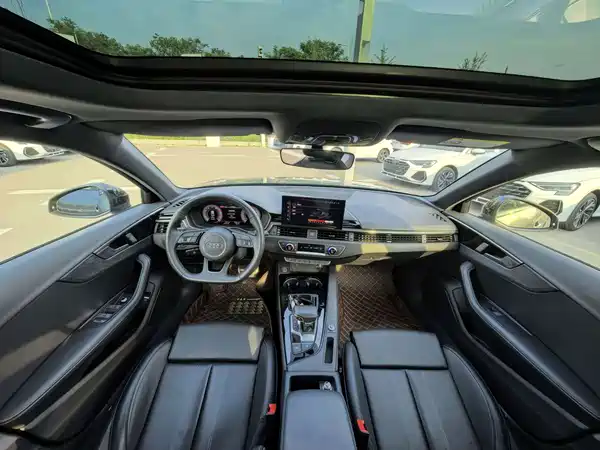 Audi A4L 2024