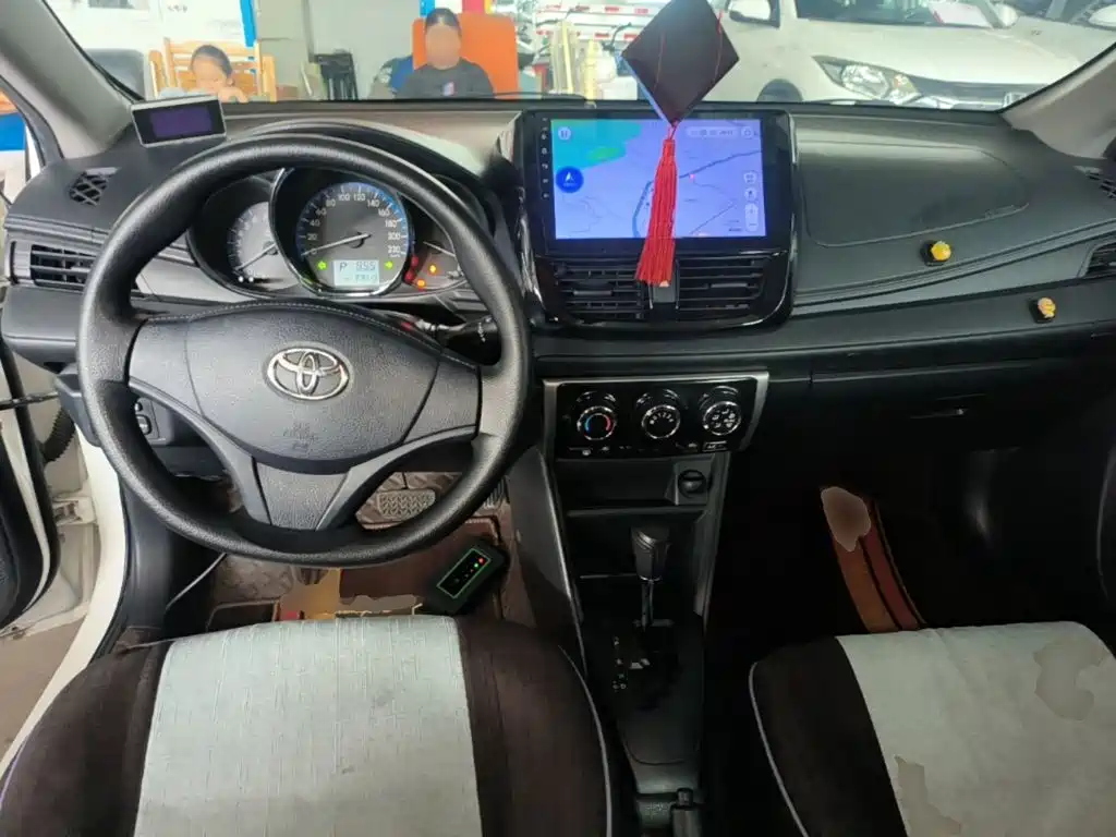 Toyota Vios FS 2017 — фото 10
