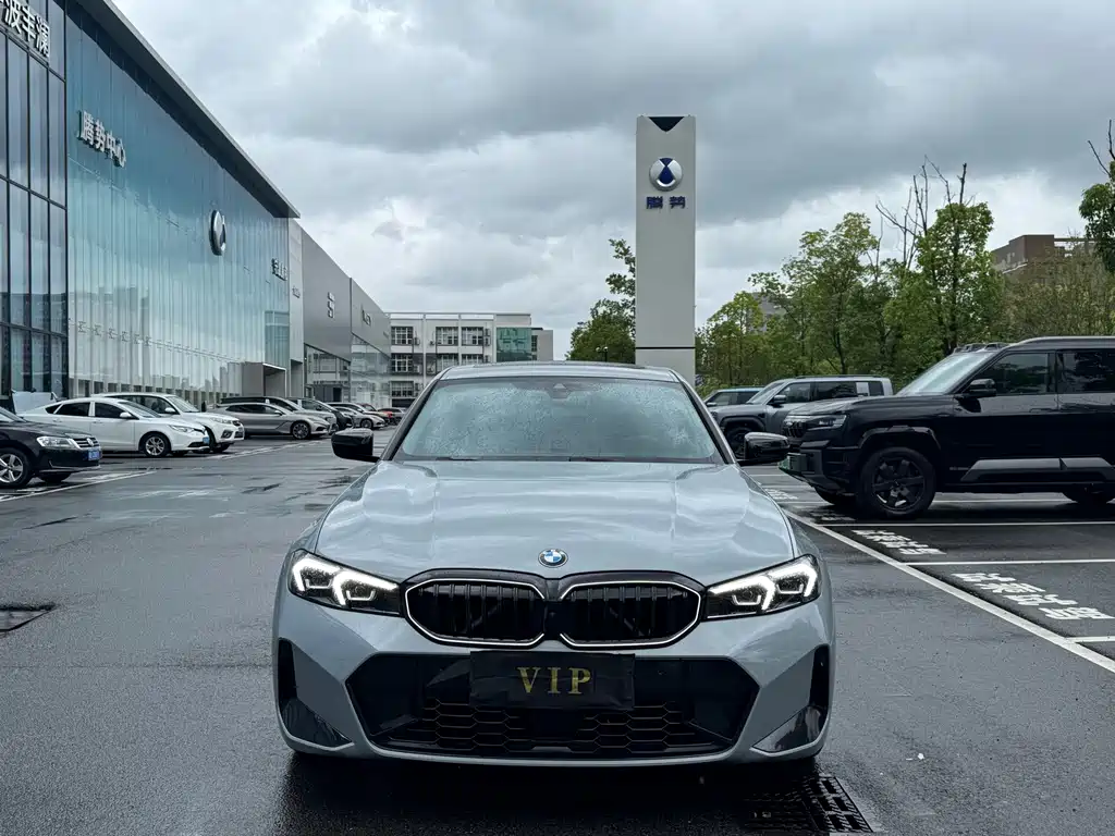 BMW 3 Series 2025