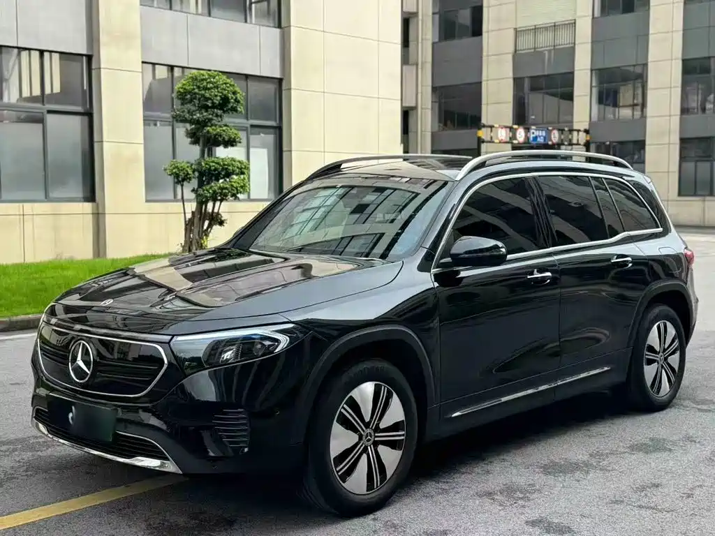Mercedes-Benz EQB 2023