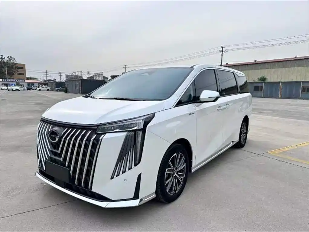 GAC Motor Trumpchi M8 2025 — фото 1
