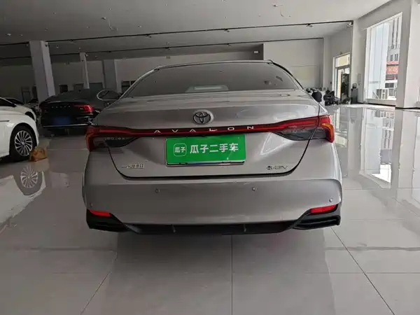 Toyota Avalon 2024