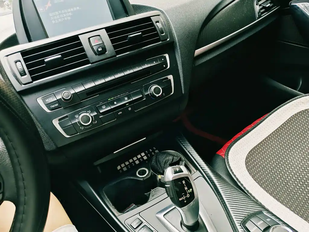 BMW 1 Series 2012 — фото 15
