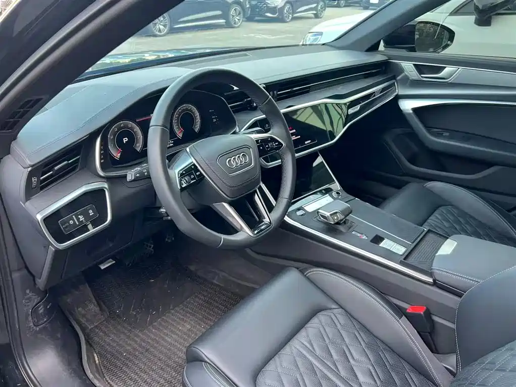 Audi A6L 2025