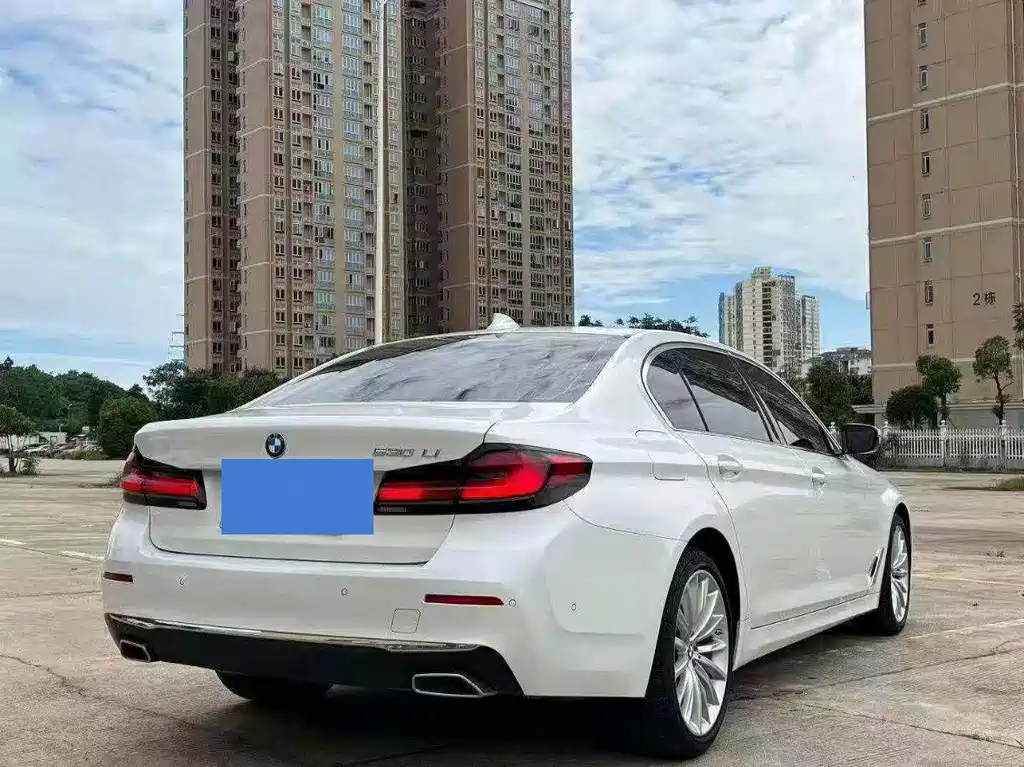 BMW 5 Series 2022