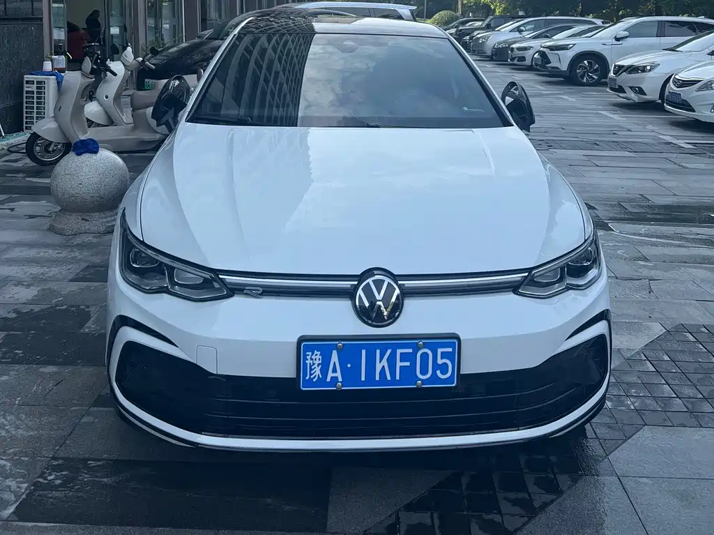 Volkswagen Golf 2022