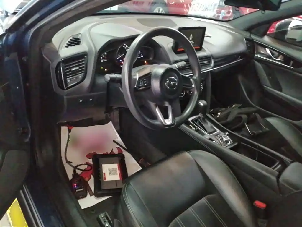 Mazda CX-4 2020 — фото 10