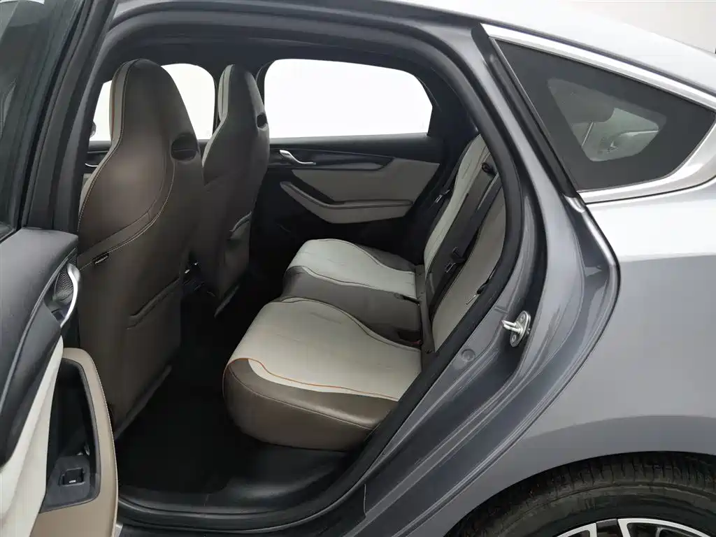 BYD Qin PLUS 2023 — фото 15