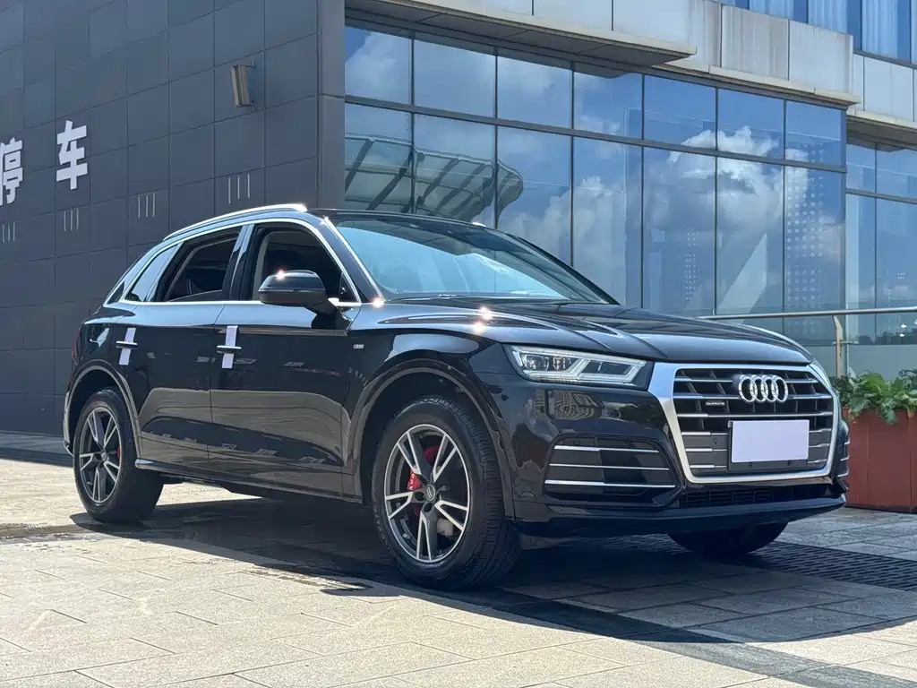 Audi Q5L 2019 — фото 3