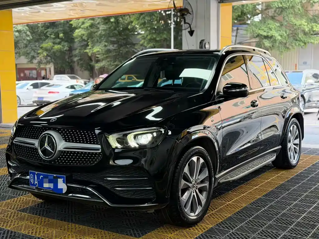Mercedes-Benz GLE 2022 — фото 1