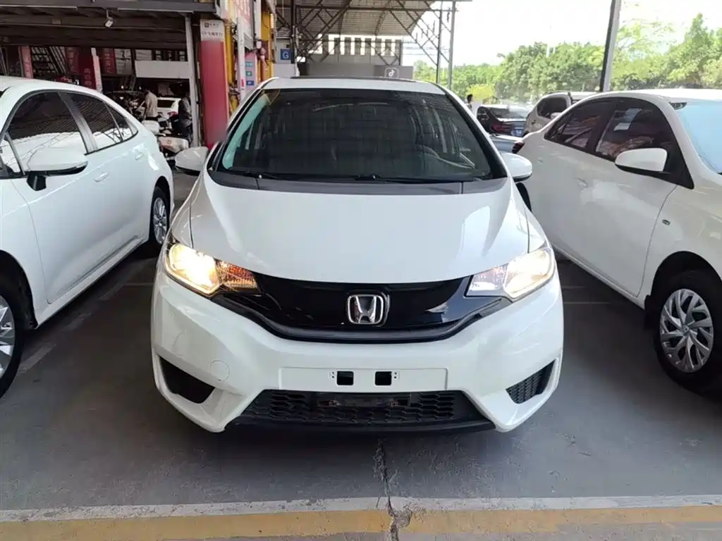 Honda Fit 2017 — фото 3