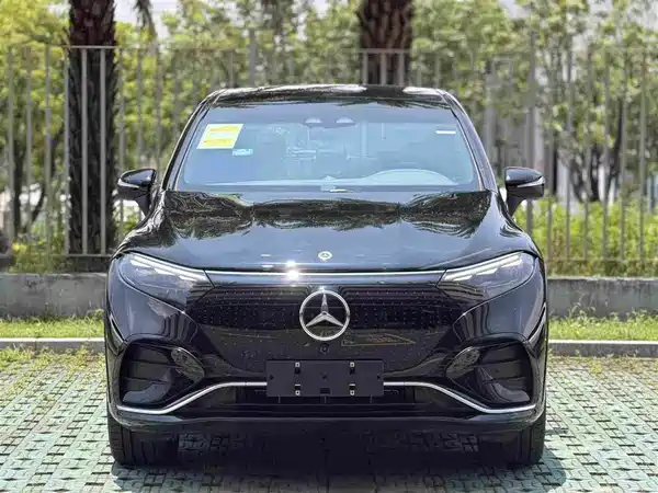 Mercedes-Benz EQS SUV 2026