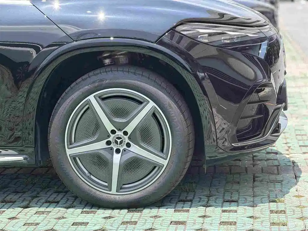 Mercedes-Benz EQS SUV 2026 — фото 11