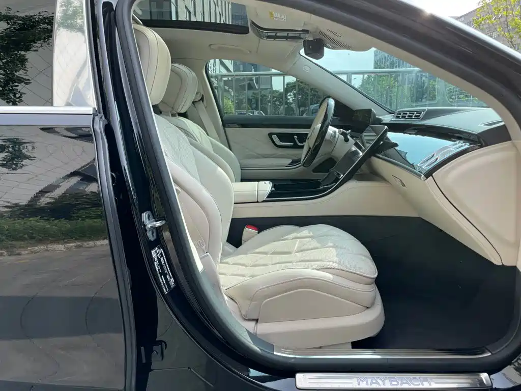 Mercedes-Benz Maybach S-Class 2022 — фото 20