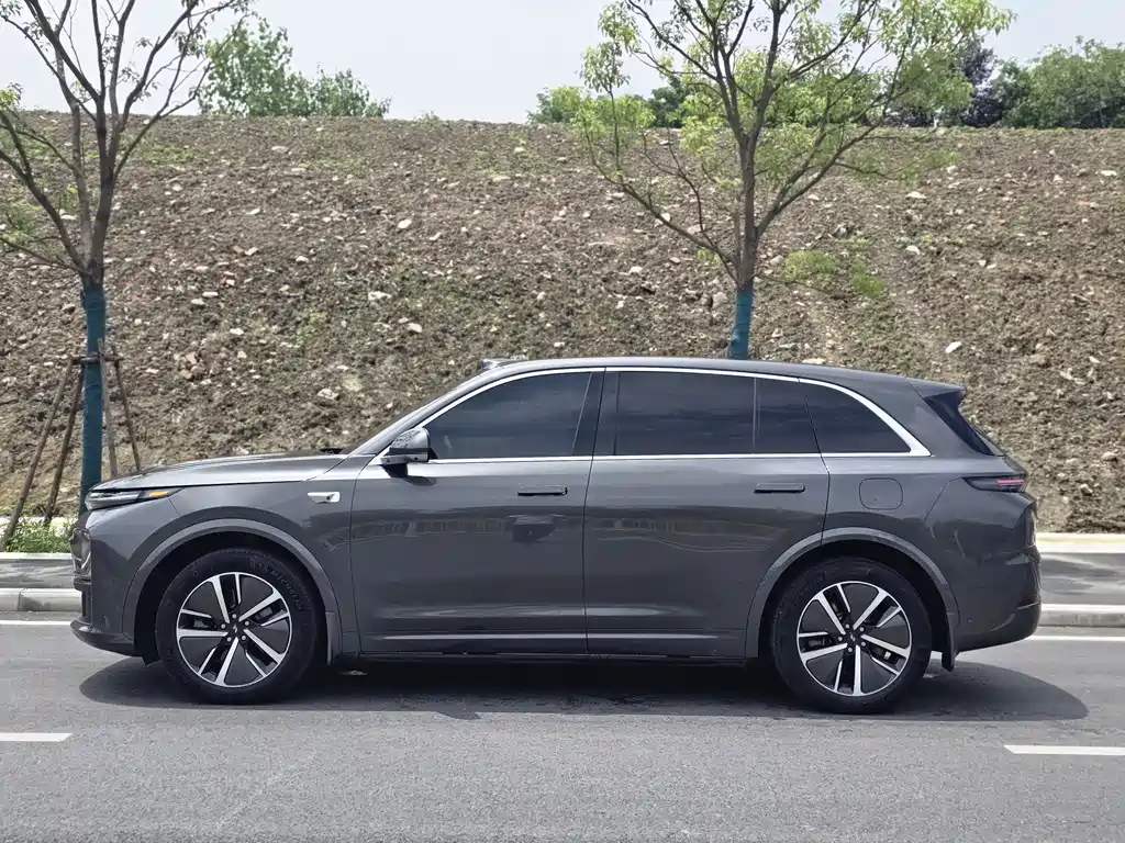 Li Auto Li L7 2024
