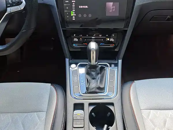 Volkswagen Magotan 2026