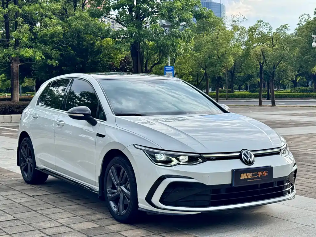 Volkswagen Golf 2022