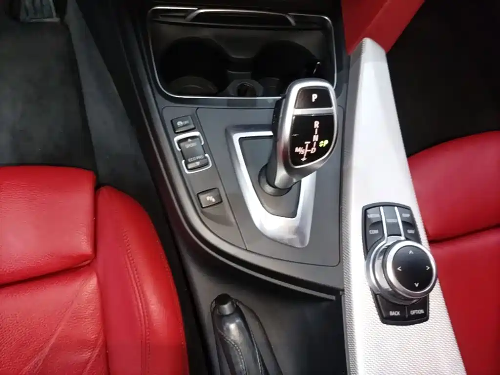 BMW 4 Series 2019 — фото 14