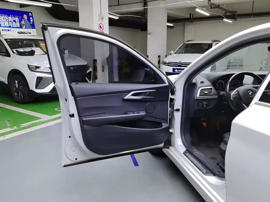 BMW 1 Series 2019