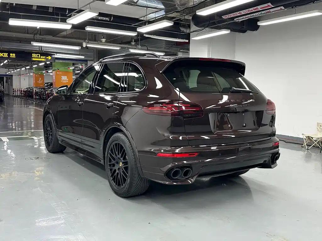 Porsche Cayenne 2015 — фото 6
