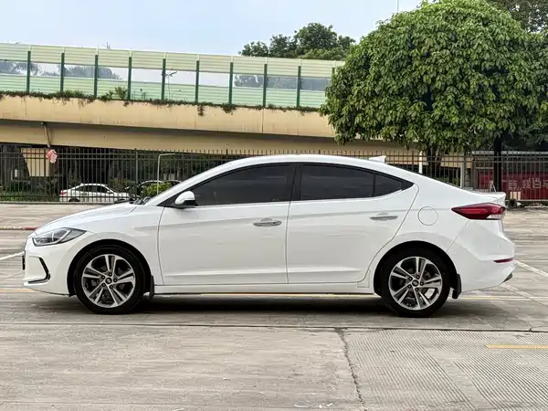 Hyundai Celesta 2016