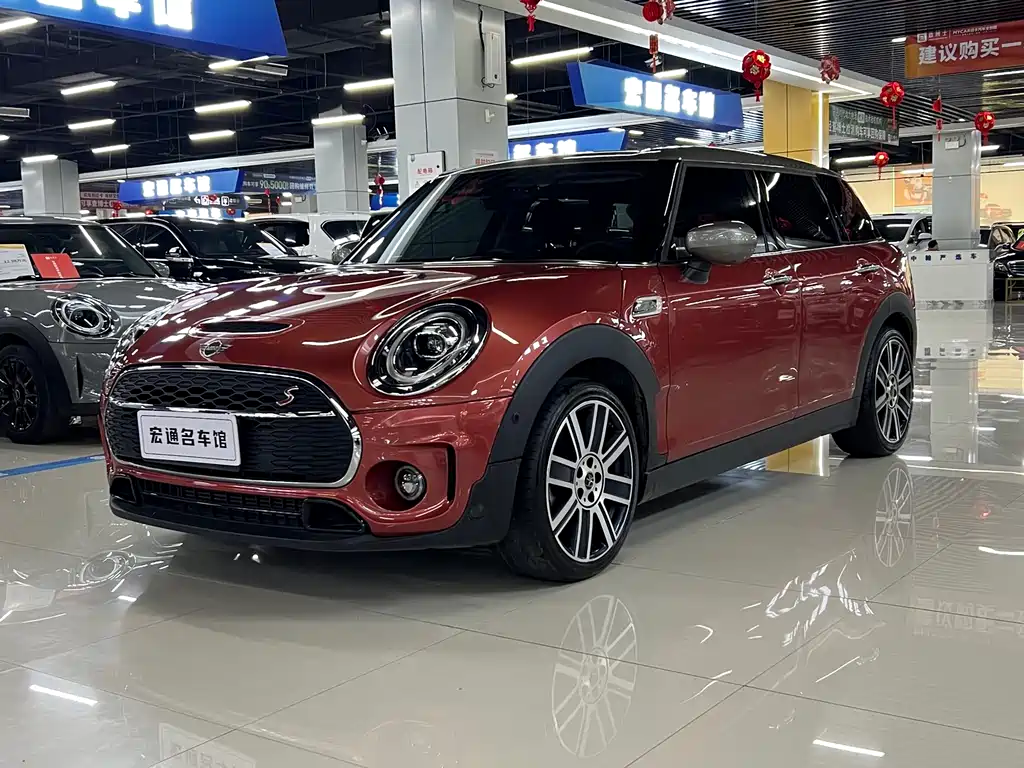 MINI Clubman 2020 — фото 1