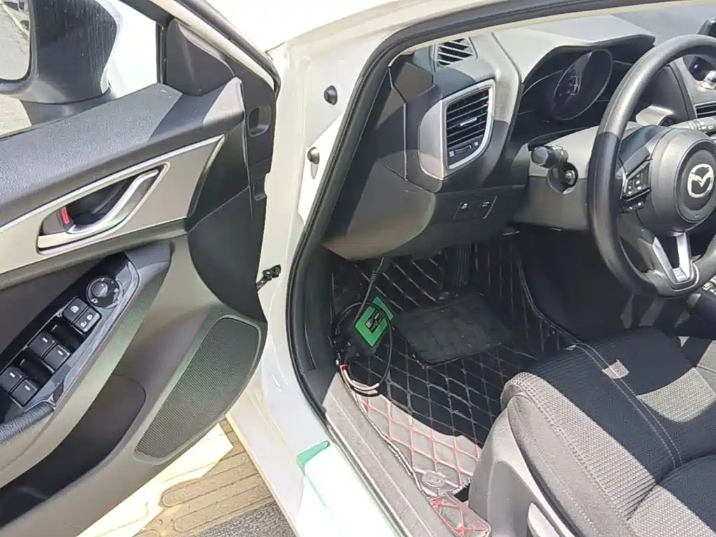 Mazda 3 Angkesela 2017 — фото 16
