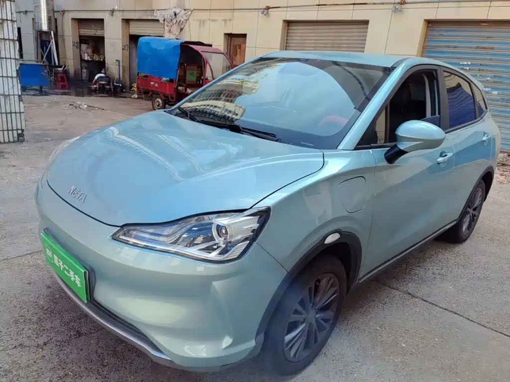Neta V 2022