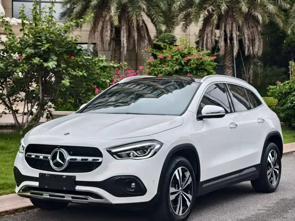 Mercedes-Benz GLA 2020 — фото 1