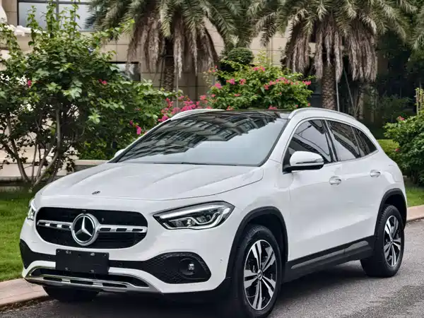 Mercedes-Benz GLA 2020