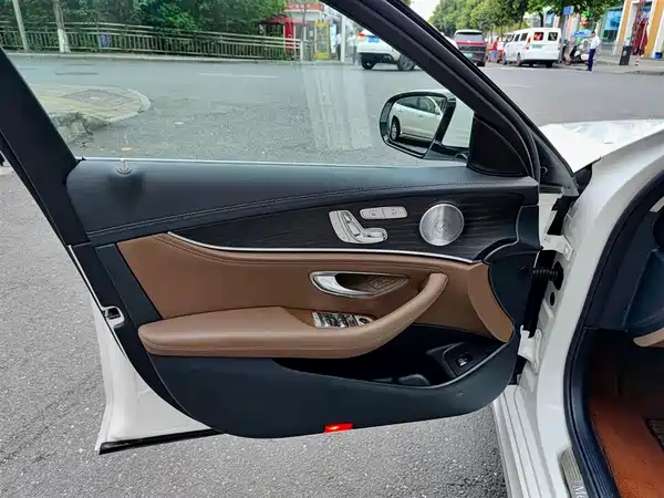 Mercedes-Benz E-Class 2019