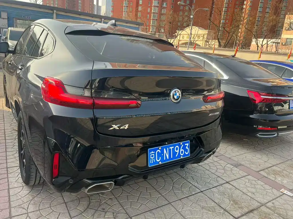 BMW X4 2023 — фото 21