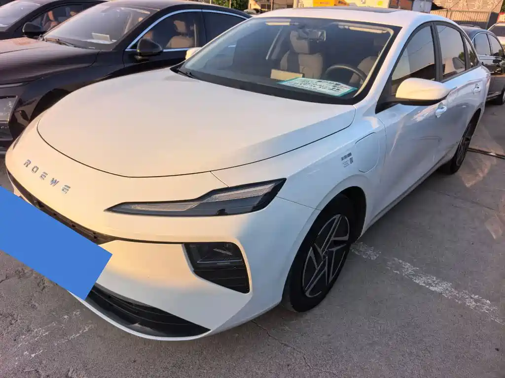 Roewe D6 2025