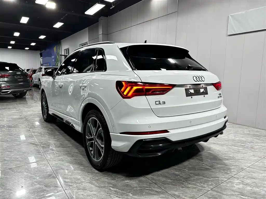 Audi Q3 2023