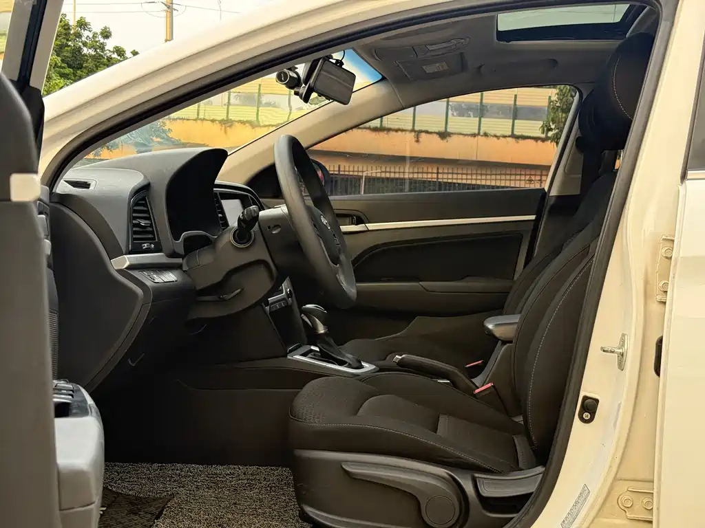 Hyundai Celesta 2016 — фото 10