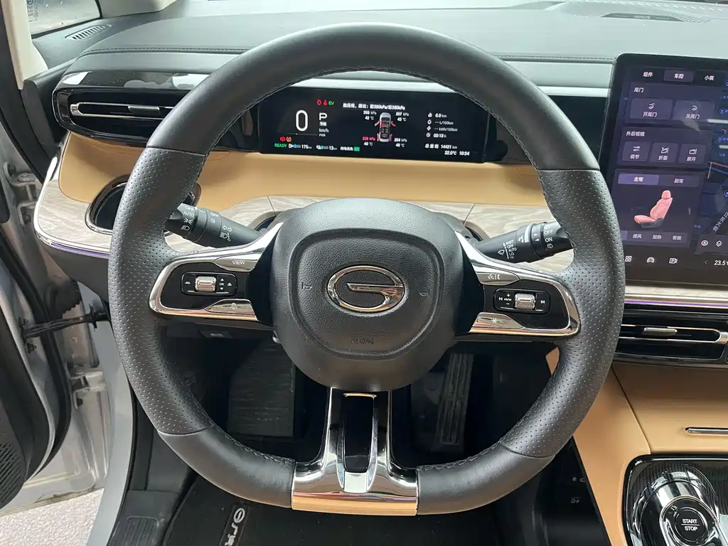 GAC Trumpchi E8 PHEV 2024 — фото 15