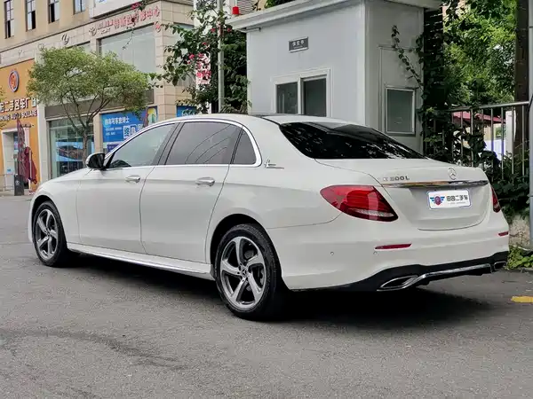 Mercedes-Benz E-Class 2019