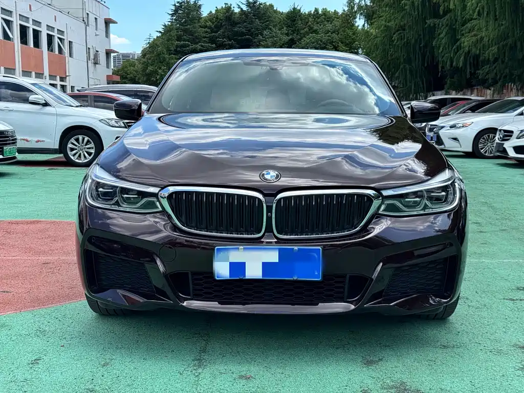 BMW 6 Series GT 2017 — фото 1