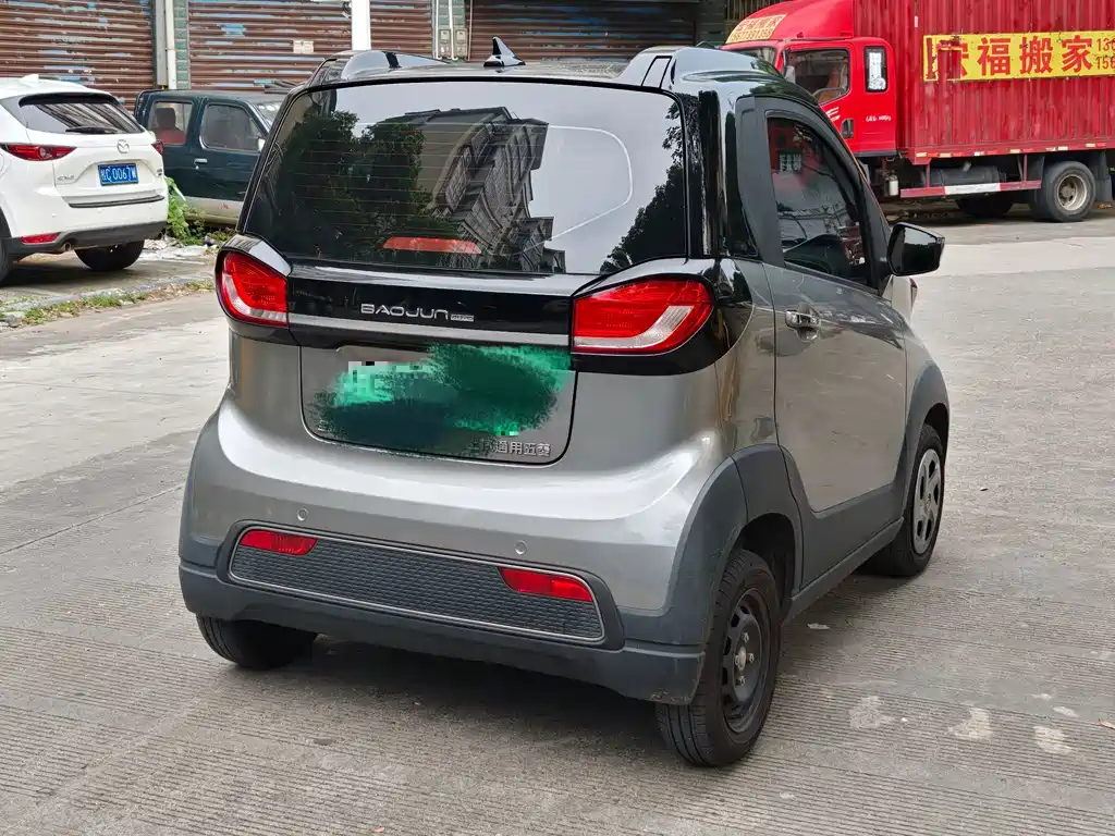 Baojun E100 2021