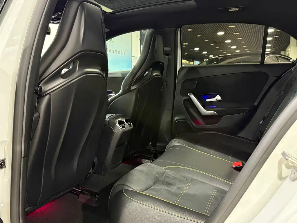 Mercedes-Benz A-Class AMG 2020 — фото 6