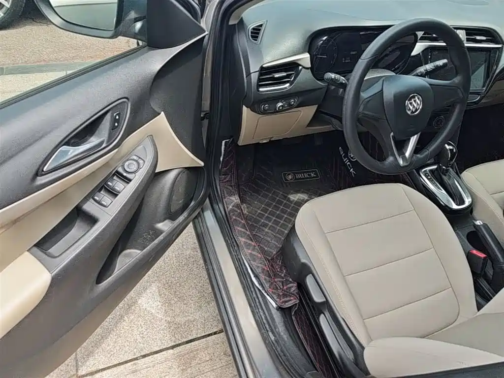 Buick Excelle 2019 — фото 16