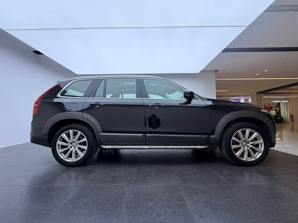 Volvo XC90 2016 — фото 8