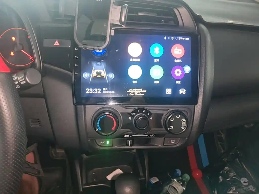 Honda Fit 2018 — фото 13