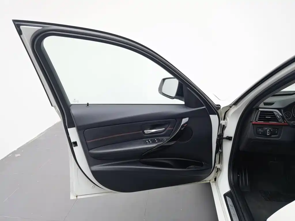 BMW 3 Series 2014 — фото 8
