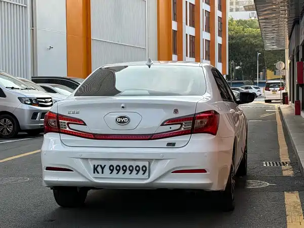 BYD Qin NEV 2016