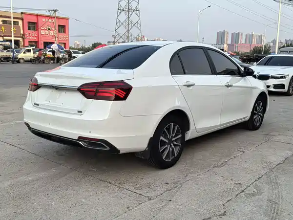Geely Emgrand 2019