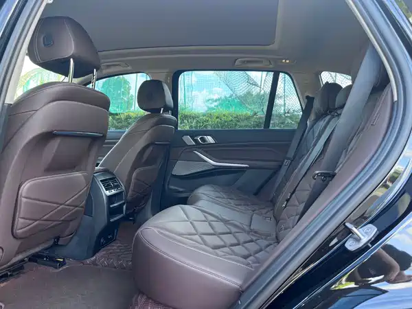 BMW X5 2023