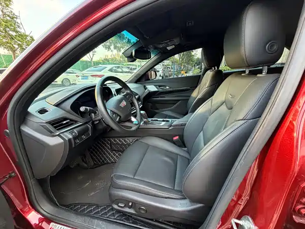 Cadillac CT4 2022